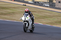 brands-hatch-photographs;brands-no-limits-trackday;cadwell-trackday-photographs;enduro-digital-images;event-digital-images;eventdigitalimages;no-limits-trackdays;peter-wileman-photography;racing-digital-images;trackday-digital-images;trackday-photos